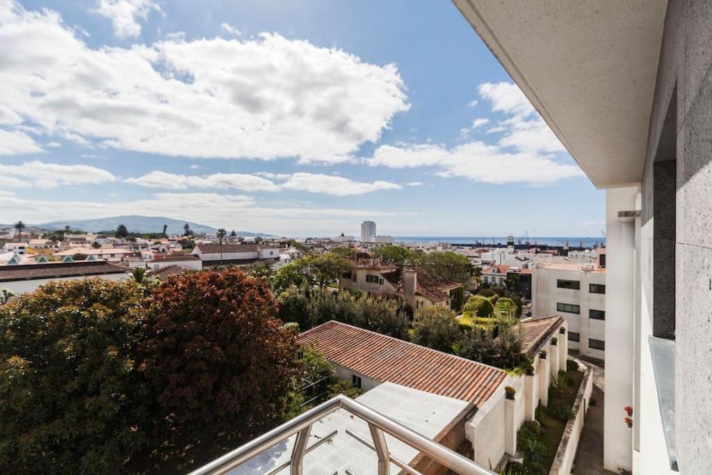 Penthouse City Center Apartment Ponta Delgada Esterno foto